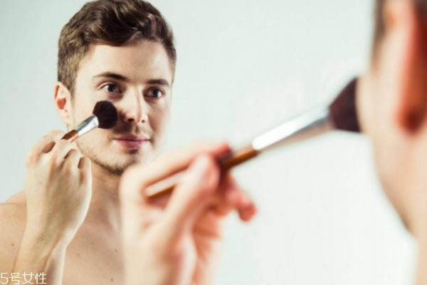 男士底妝步驟 三招隱匿毛孔瑕疵 男士底妝步驟 三招隱匿毛孔瑕疵