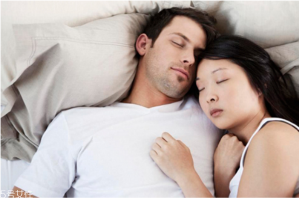 孕期哪些床上小動(dòng)作有助于保胎