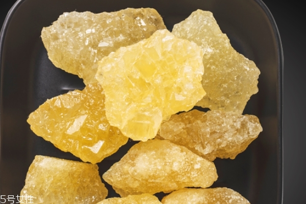 冰糖要燉多長(zhǎng)時(shí)間 看完就會(huì)了 冰糖要燉多長(zhǎng)時(shí)間 看完就會(huì)了