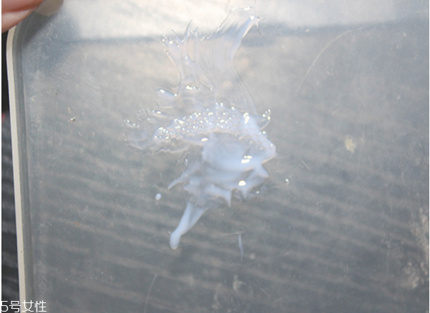 單眼皮怎么貼雙眼皮貼 貼網狀雙眼皮貼的方法