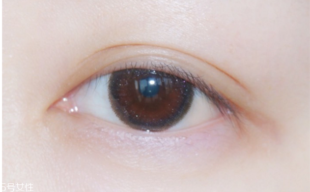 單眼皮怎么貼雙眼皮貼 貼網狀雙眼皮貼的方法