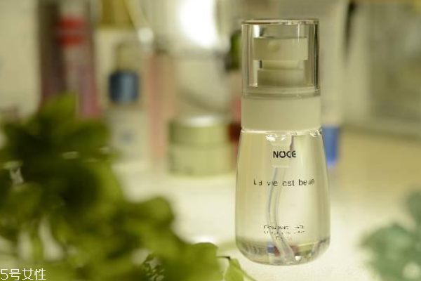 每天化妝怎么護理皮膚 做好3點顏值永固