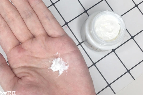 海藍之謎面霜能祛痘嗎 痘肌1周使用報告