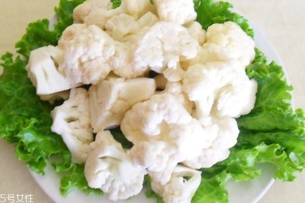 花菜為什么要焯水 是這個(gè)原因 花菜為什么要焯水 是這個(gè)原因