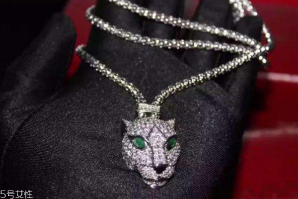 卡地亞豹頭項鏈多少錢 王者風(fēng)范的代表