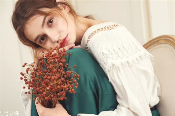 清潔面膜補(bǔ)水面膜順序 清潔面膜作用 清潔面膜補(bǔ)水面膜順序 清潔面膜作用