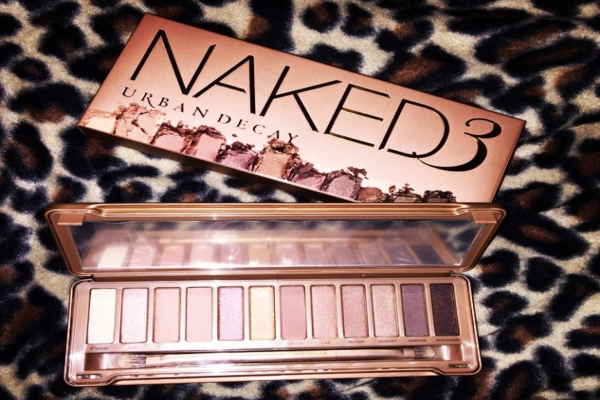 眼影顏色搭配技巧 一學(xué)就會的日常眼妝