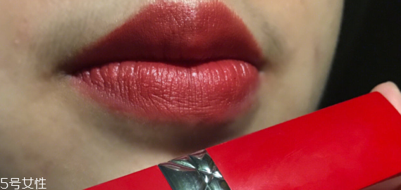 迪奧紅管641多少錢 今秋斷貨色其實很劃算 迪奧紅管641多少錢 今秋斷貨色其實很劃算