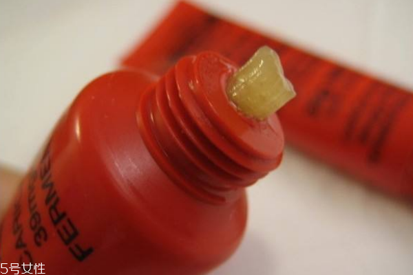 木瓜膏可以去黑頭嗎 4招對(duì)付頑固黑頭