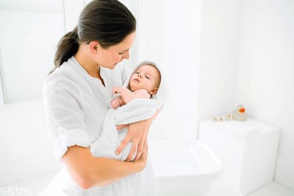 產婦月子里得了乳腺炎怎么辦