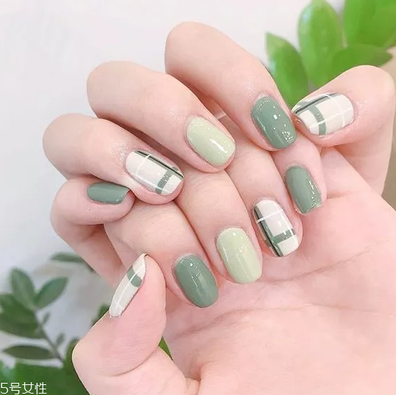 高級莫蘭迪色美甲圖片 這幾款盡顯低調(diào)淡雅氣質