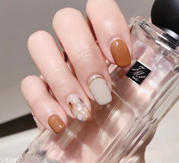 高級莫蘭迪色美甲圖片 這幾款盡顯低調(diào)淡雅氣質