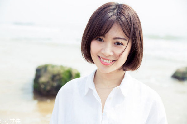 油性皮膚長痘痘怎么護(hù)理 油性皮膚長痘痘小竅門