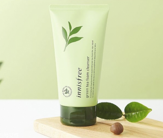 怎么判斷自己什么膚質(zhì) 油皮應該如何護膚