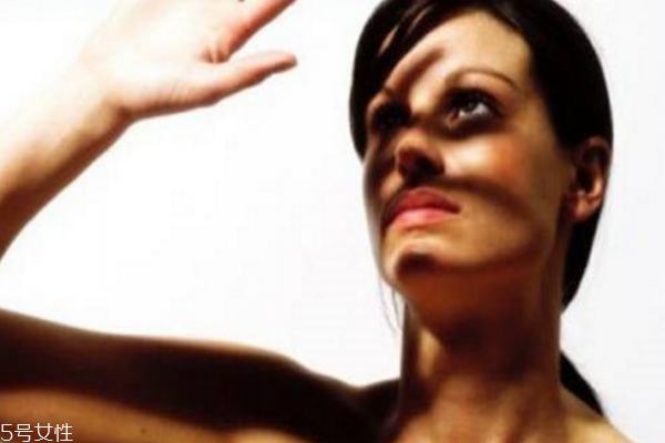 想要皮膚白有什么方法 皮膚白不白就看這 想要皮膚白有什么方法 皮膚白不白就看這