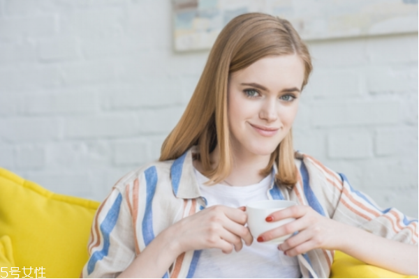 隔離霜什么牌子好及怎么用 超人氣好用隔離霜推薦 隔離霜什么牌子好及怎么用 超人氣好用隔離霜推薦