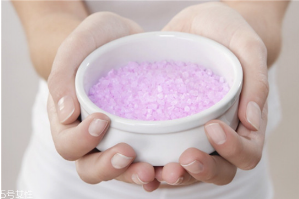 浴鹽可以殺螨蟲嗎 浴鹽的這些功效你知道嗎 浴鹽可以殺螨蟲嗎 浴鹽的這些功效你知道嗎