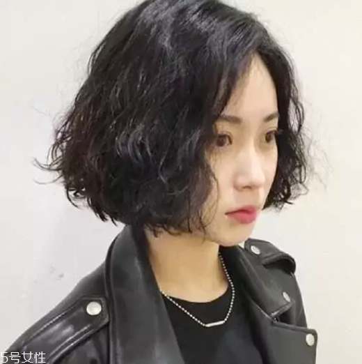 秋冬留什么短發(fā)好看 8款短發(fā)顯高又有魅力 秋冬留什么短發(fā)好看 8款短發(fā)顯高又有魅力