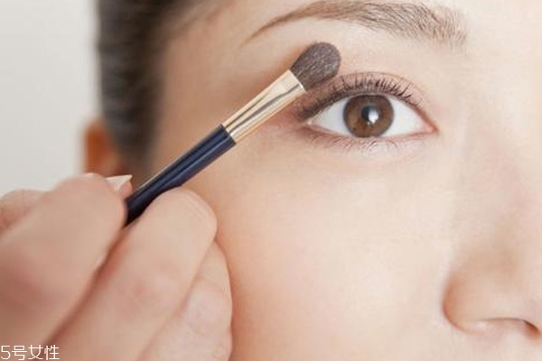 什么是內眼線和外眼線 區(qū)分方法和畫法介紹