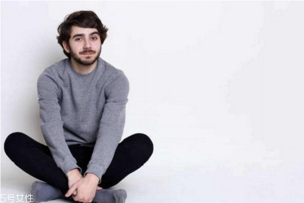 洗頭方式不對，居然有這么大的危害