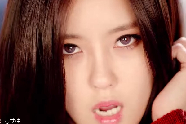 美瞳戴不舒服怎么辦 4點(diǎn)干貨知識(shí)了解一下 美瞳戴不舒服怎么辦 4點(diǎn)干貨知識(shí)了解一下