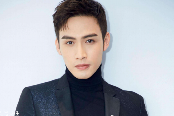 男神是怎么養(yǎng)成的，3分鐘速成法