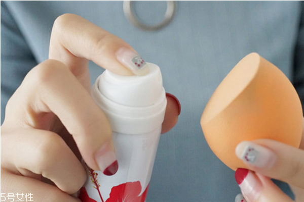 秋冬慵懶妝容教程 溫柔美膩的秋冬妝容 秋冬慵懶妝容教程 溫柔美膩的秋冬妝容