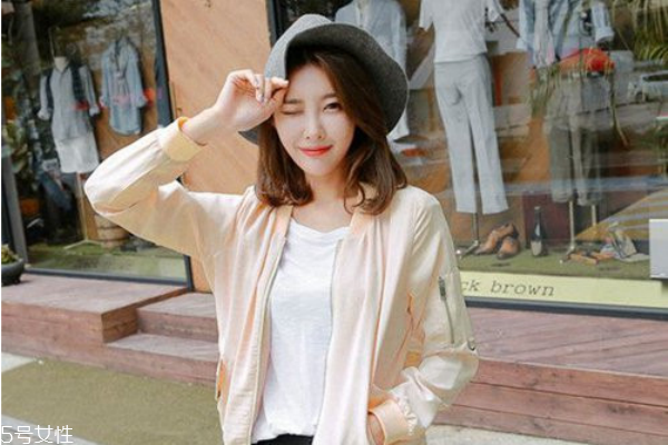 冬天適合弄什么發(fā)型 個(gè)性染發(fā)圖片 冬天適合弄什么發(fā)型 個(gè)性染發(fā)圖片