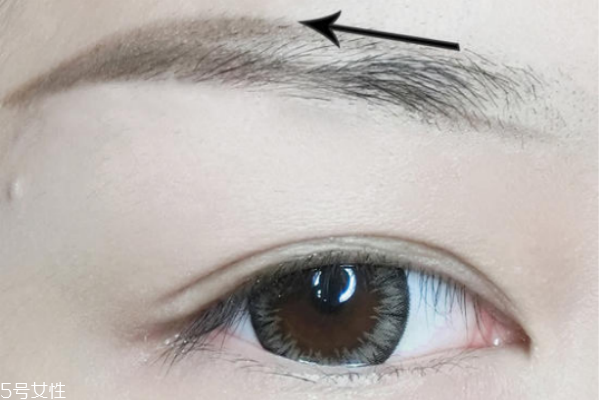 怎么畫(huà)眉毛不顯兇 眉毛這樣畫(huà)會(huì)顯得柔和