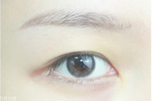 眼睛短怎么化妝 眼妝技巧大合集 眼睛短怎么化妝 眼妝技巧大合集