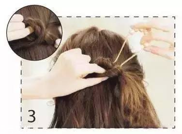 卷發(fā)扎什么發(fā)型好看 長卷發(fā)扎法教程 卷發(fā)扎什么發(fā)型好看 長卷發(fā)扎法教程