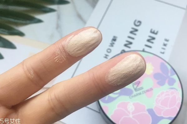 瓷肌氣墊cc霜怎么樣 國貨里的三好學生