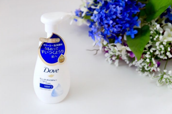 多芬洗面奶痘肌能用嗎？致痘風(fēng)險(xiǎn)很大