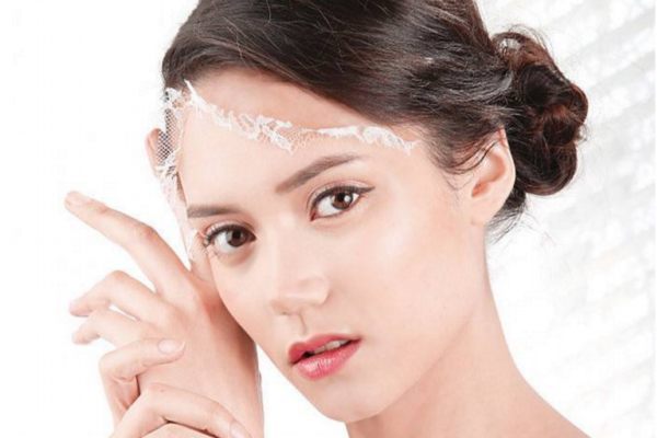 想變白富美，先學會這些美白技巧