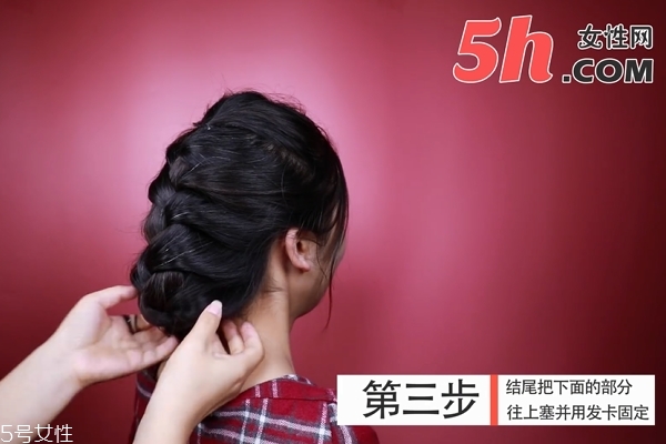 氣質(zhì)盤發(fā)教程 氣質(zhì)盤發(fā)教程