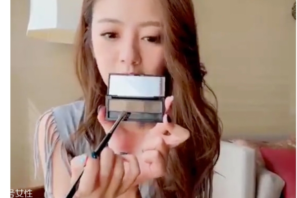 自然野生眉怎么畫(huà) 這樣畫(huà)宛如天生