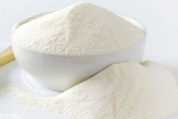 奶粉結塊是什么原因 還能喝嗎