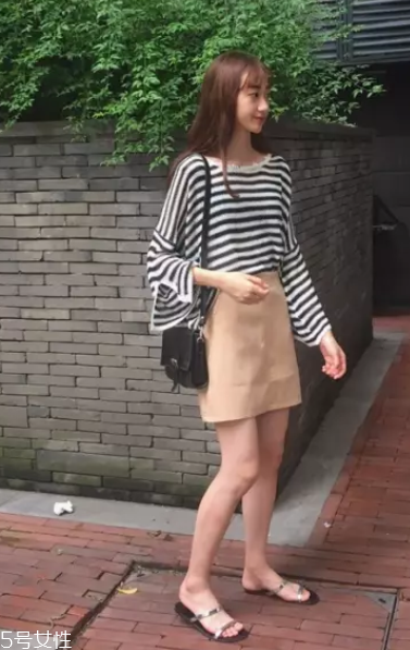 嬌小女生秋冬穿衣搭配方法 3種必備單品 嬌小女生秋冬穿衣搭配方法 3種必備單品