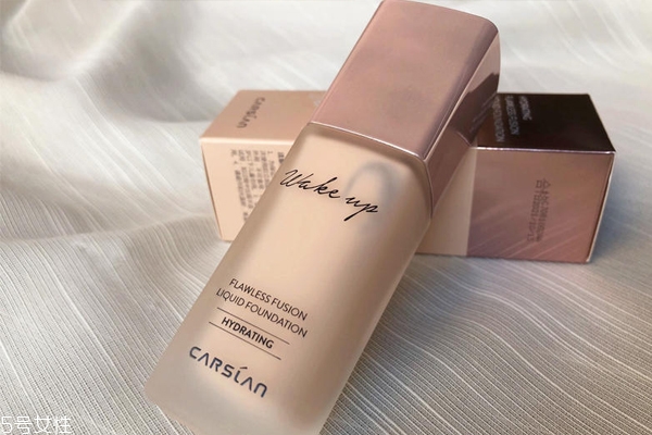 卡姿蘭大咖粉底液怎么樣 卡姿蘭大咖粉底液評(píng)測 卡姿蘭大咖粉底液怎么樣 卡姿蘭大咖粉底液評(píng)測