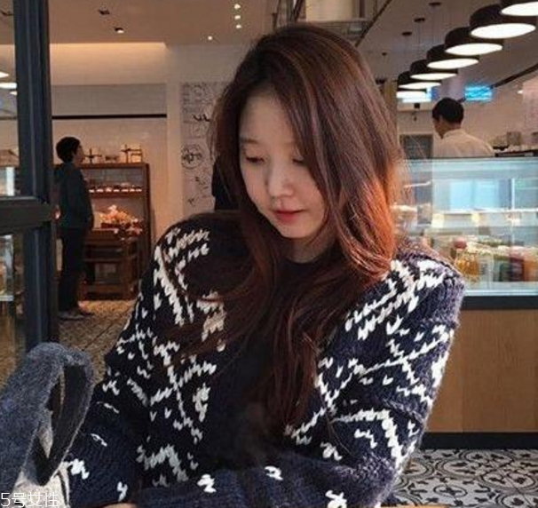 冬天頭發(fā)怎么弄好看 冬季適合的發(fā)型 冬天頭發(fā)怎么弄好看 冬季適合的發(fā)型