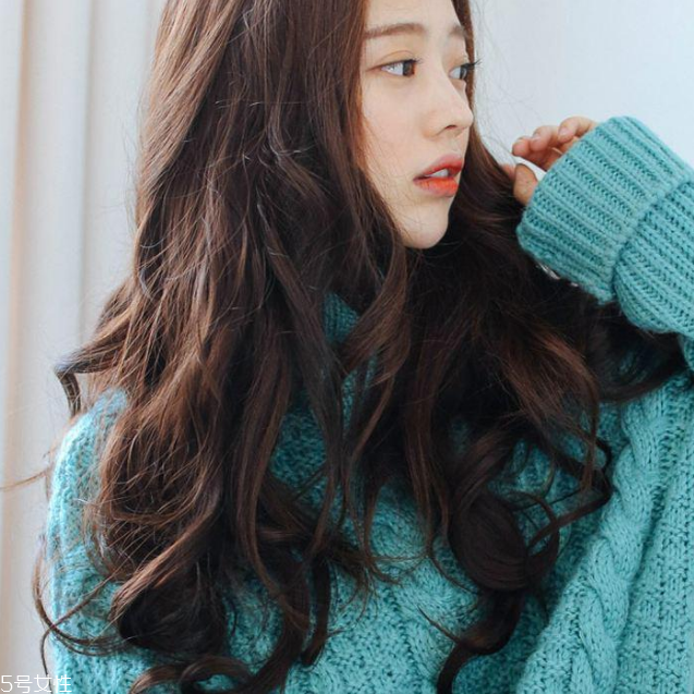 冬天頭發(fā)怎么弄好看 冬季適合的發(fā)型 冬天頭發(fā)怎么弄好看 冬季適合的發(fā)型