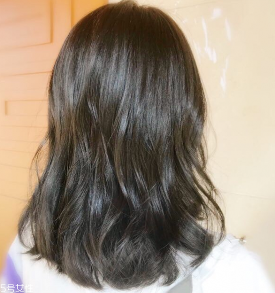 黑茶色適合什么膚色 黑茶色配方 黑茶色適合什么膚色 黑茶色配方