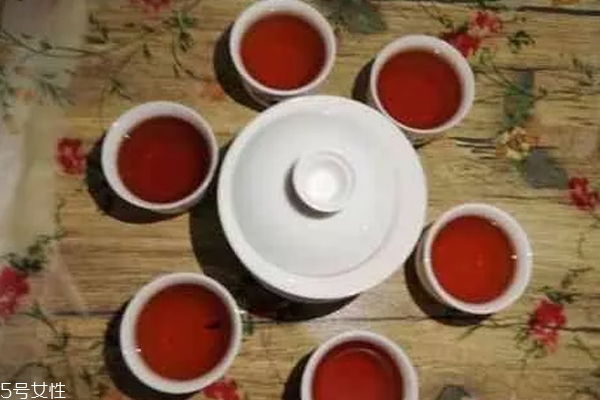 喝茶后身體發(fā)熱好嗎 茶葉發(fā)熱原因 喝茶后身體發(fā)熱好嗎 茶葉發(fā)熱原因