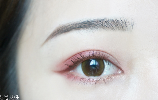 pony酒紅色妝容教程 秋冬桃紅眼妝教程 pony酒紅色妝容教程 秋冬桃紅眼妝教程