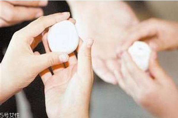 怎么包湯圓不會(huì)裂開 湯圓怎么包不爛 怎么包湯圓不會(huì)裂開 湯圓怎么包不爛