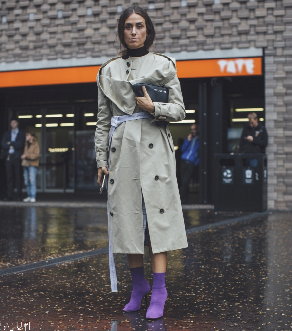 夏天短靴搭配圖片 夏季短靴搭配什么上衣 夏天短靴搭配圖片 夏季短靴搭配什么上衣