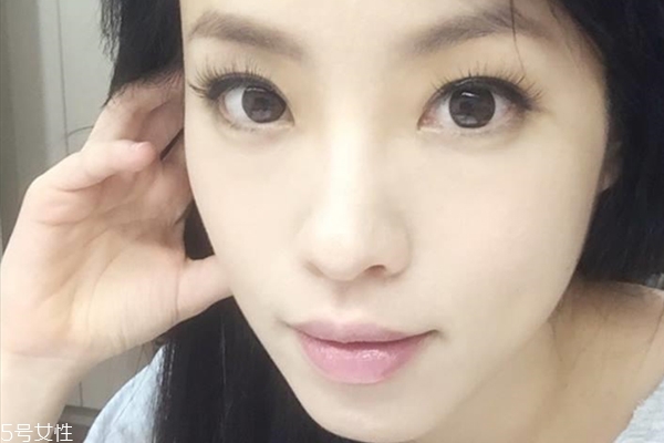 油痘肌怎么保養(yǎng)好得快 3招恢復(fù)健康膚質(zhì) 油痘肌怎么保養(yǎng)好得快 3招恢復(fù)健康膚質(zhì)