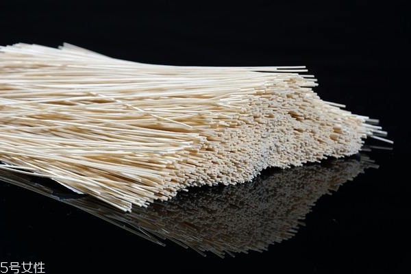 怎么挑選干面條 干面條選購(gòu)高招 怎么挑選干面條 干面條選購(gòu)高招