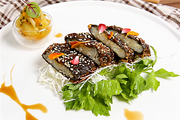 素燒鰻魚怎么做好吃圖解