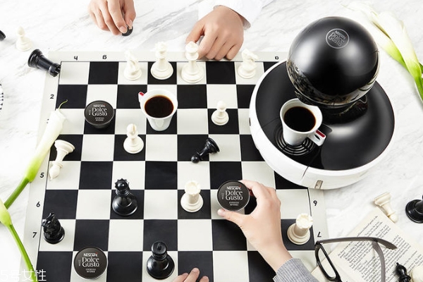 美式咖啡機(jī)和意式咖啡機(jī)的區(qū)別 前者適合入門和家庭用